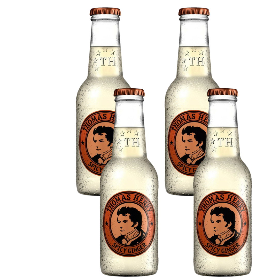 רביעיית תומס הנרי ספייסי ג'ינג'ר ביר 200 מל תומס הנרי ג'ינג'ר ביר – עוקצנות ג'ינג'ר עזה, ברמה מקצועית חריפות טבעית | משקה גזי איכותי | הבחירה של ברמנים מקצועיים Thomas Henry Ginger Beer הוא משקה גזי חריף ועוצמתי בטעם ג'ינג'ר טבעי – הבחירה המושלמת לקוקטיילים כמו מוסקו מיול (Moscow Mule), דארק אן סטורמי (Dark ’n’ Stormy) ועוד. מתאים גם לשתייה נקייה עבור חובבי טעמים בולטים ומרעננים. חריפות מודגשת של ג'ינג'ר טבעי – לאוהבי טעם עוקצני אמיתי מתיקות מאוזנת עם סיומת חמה ומתובלת משקה חובה לכל בר קוקטיילים מקצועי מיוצר באירופה באיכות גבוהה ובמתכון ייחודי