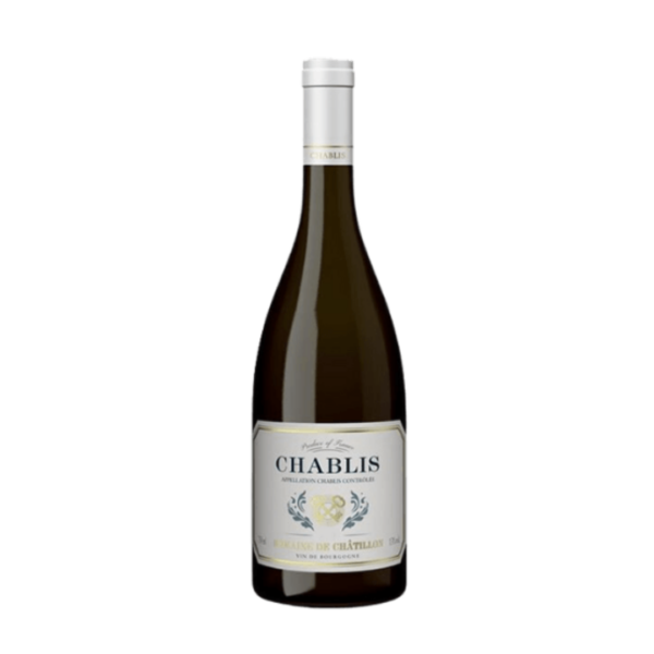 שאבלי דומיין דה שאטיון – Chablis Domaine de Chatillon שאבלי דומיין דה שאטיון (Chablis Domaine de Chatillon) הוא יין לבן יוקרתי המגיע מאזור שאבלי שבצפון בורגונדי, צרפת – אחד מאזורי היין הנחשקים בעולם. היין מיוצר מ-100% ענבי שרדונה הגדלים על אדמת "קימרידג'יאן" (Kimmeridgian) הייחודית לאזור, המורכבת מאבן גיר עשירה במאובני יצורי ים קדומים. טרואר יוצא דופן זה הוא שמעניק לשאבלי את המינרליות המפורסמת והחדות המזוהה איתו. ה-Domaine de Chatillon הוא ביטוי טהור של אלגנטיות צרפתית. זהו יין המאופיין ברעננות גבוהה, דיוק ואיזון מושלם, המיוצר בשיטות מסורתיות השומרות על אופי הפרי. הוא מהווה בחירה אידיאלית לאירוח קלאסי, לארוחות חגיגיות או כליווי מושלם למנות דגים, מאכלי ים וגבינות עיזים בשלות.