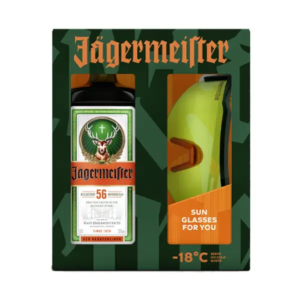 ייגרמייסטר הוא ליקר עשבים גרמני מפורסם ובעל מורשת עשירה, המשלב בקפידה מעל 56 סוגי עשבים, תבלינים, פרחים וקליפות פירות. כל רכיב בתערובת נבחר בקפידה כדי ליצור פרופיל טעמים מורכב, מאוזן ועמוק, המציע חוויה סנסורית מלאה ומיוחדת. הניחוחות הבולטים כוללים אניס, קינמון, ג'ינג'ר, וניל וצמחי בר נוספים, שמעניקים לליקר את טעמו הייחודי והמורכב. הייחודיות של יגרמייסטר טמונה בשילוב המדויק בין המרירות המתונה למתיקות העדינה, שיוצרים איזון מושלם ומאפשרים שתייה נעימה גם לבעלי טעם מורכב. ניתן להגיש את יגרמייסטר נקי, על קרח או כחלק מקוקטיילים מגוונים ויצירתיים, מה שהופך אותו לפופולרי בקרב ברמנים ומעריצי משקאות אלכוהוליים איכותיים ברחבי העולם. ליקר יגרמייסטר מתאים לאירועים חברתיים, לארוחת ערב לצד מאכלים עשירים, או כהשלמה לאווירה ייחודית בהרגעות אחרי יום ארוך. הודות לפרופיל הטעם העשיר שלו, הוא מביא איתו עומק ואופי לכל שולחן או בר.